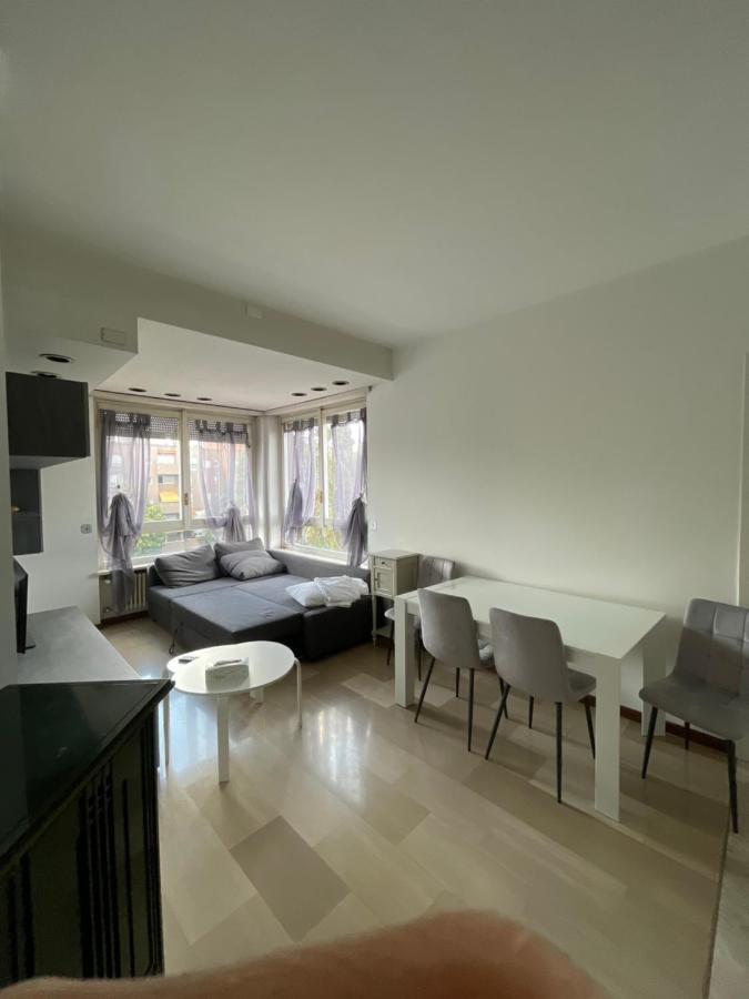 Lovely Apartment In Галларате Экстерьер фото